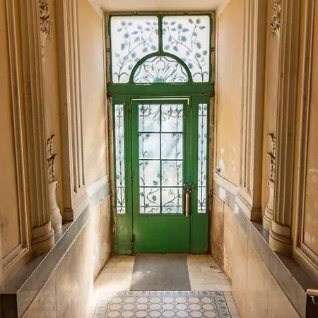 Art Nouveau Near Arena- Charming Place For Couples アパート プーラ